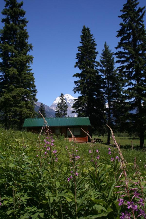 Mount Robson Lodge Exterior photo