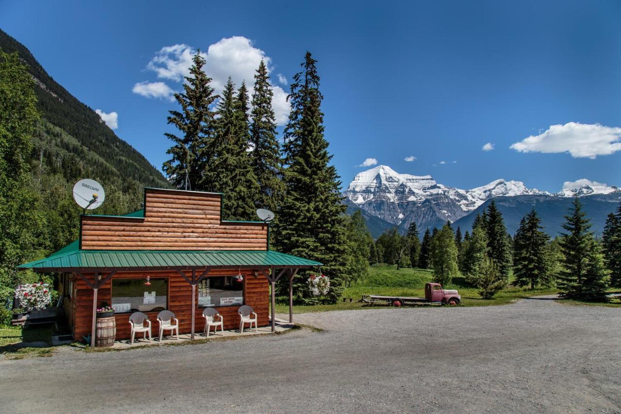 Mount Robson Lodge Exterior photo